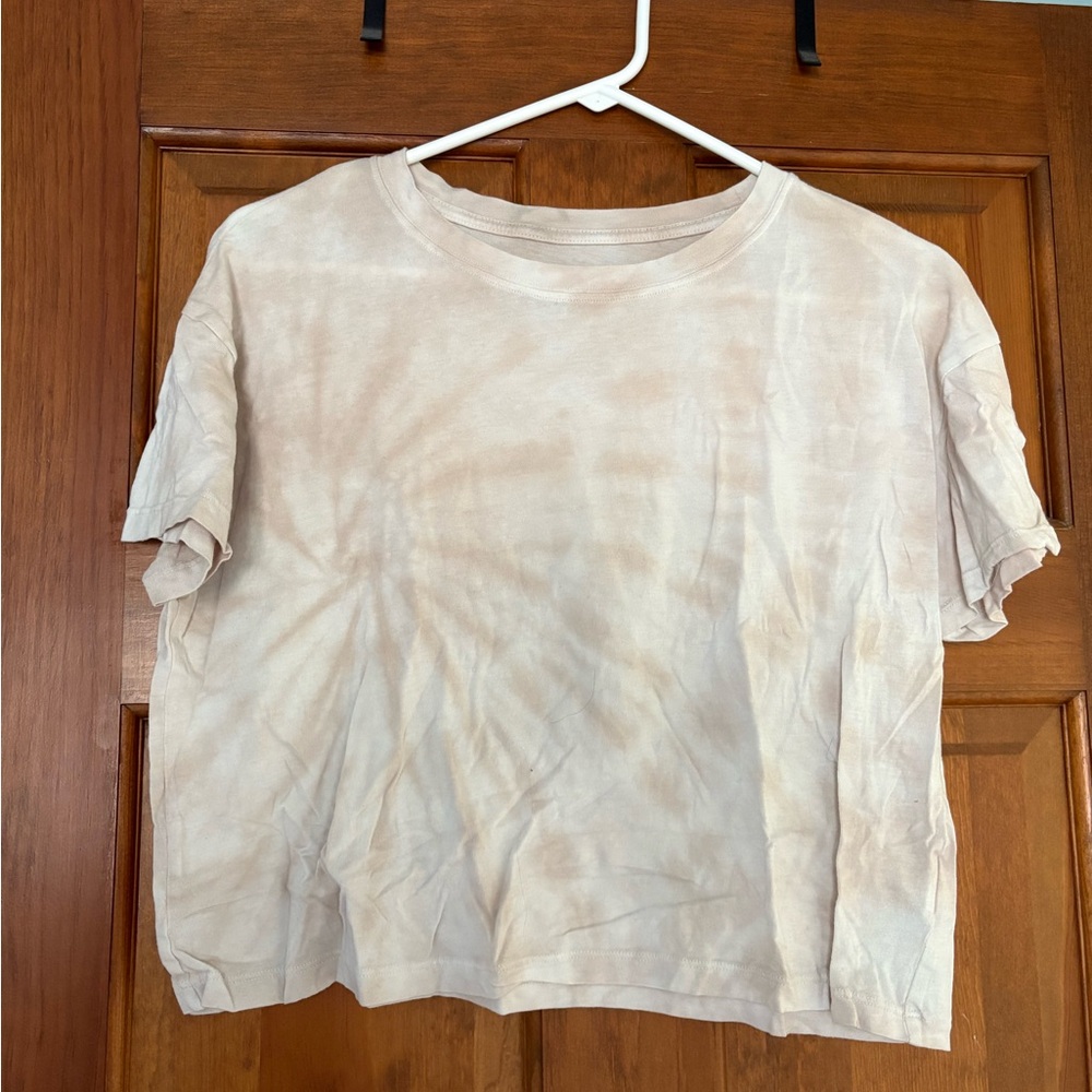 Old Navy Cream Tie-Dye Short Sleeve Tee